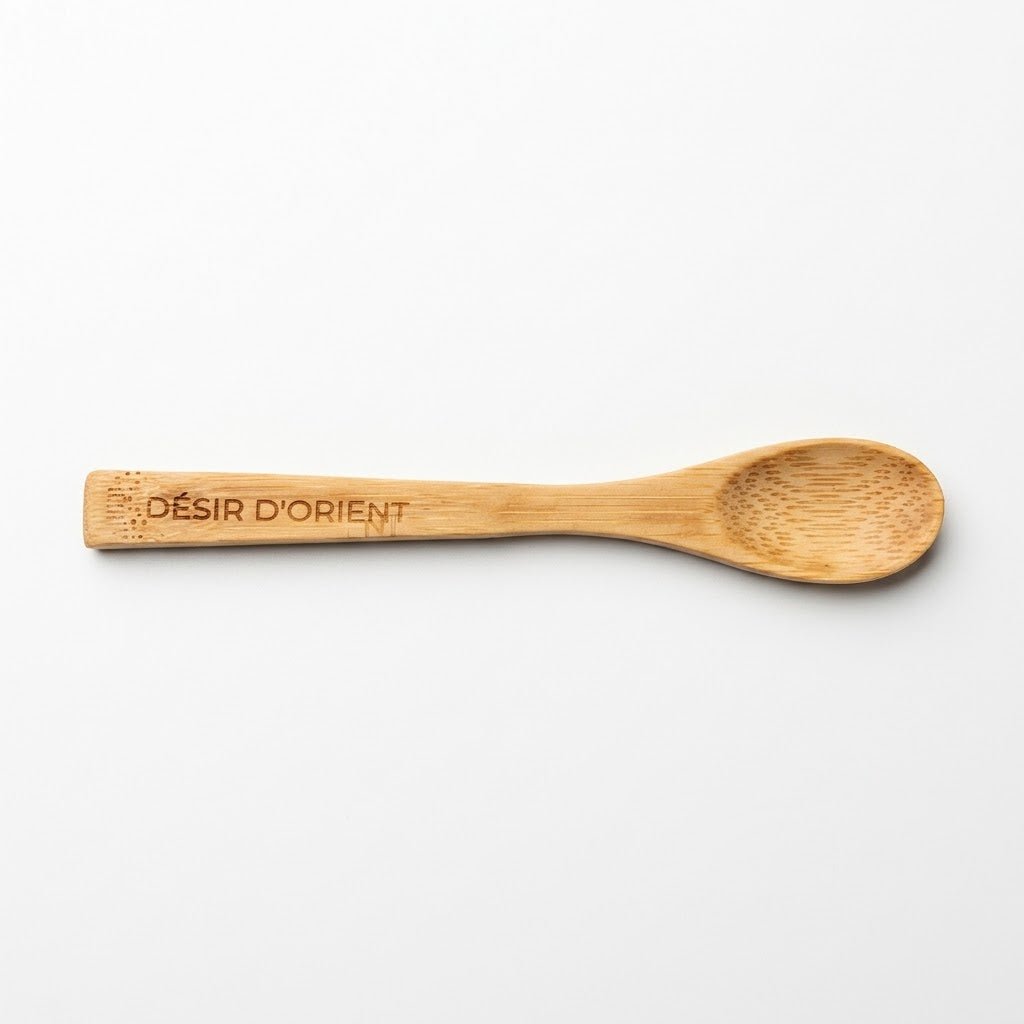 Cuillère à miel gravée en bambou